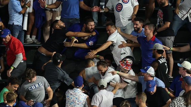 Video shows fight in Wrigley Field bleachers during Cubs-White Sox game
