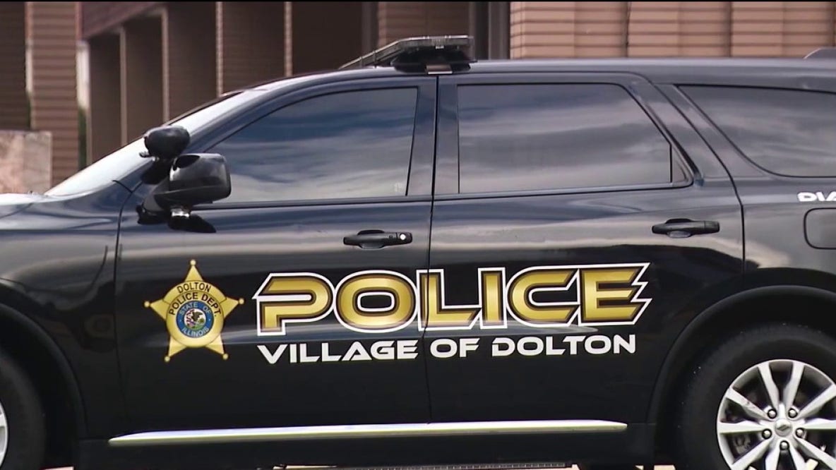 Dolton police officer placed on leave after video circulates online