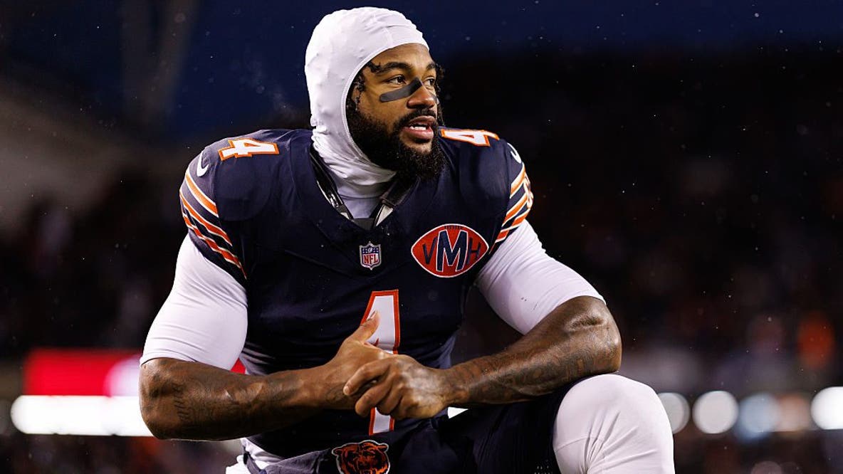 Column: D'Andre Swift enjoyed a great camp. He can take the Chicago Bears' offense higher in 2026