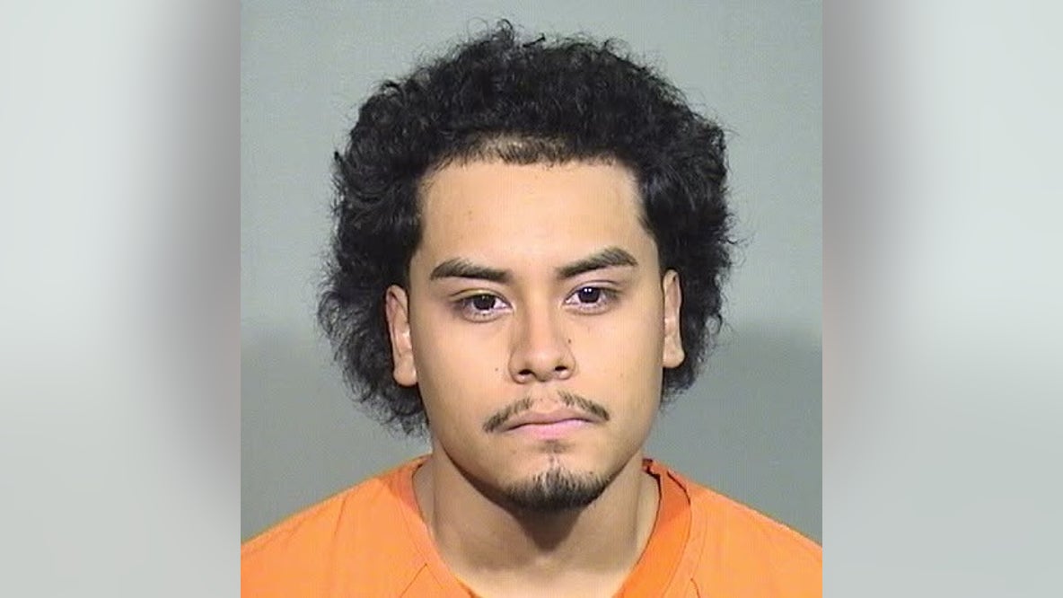 Chicago photographer accused of traveling to meet minor for sex