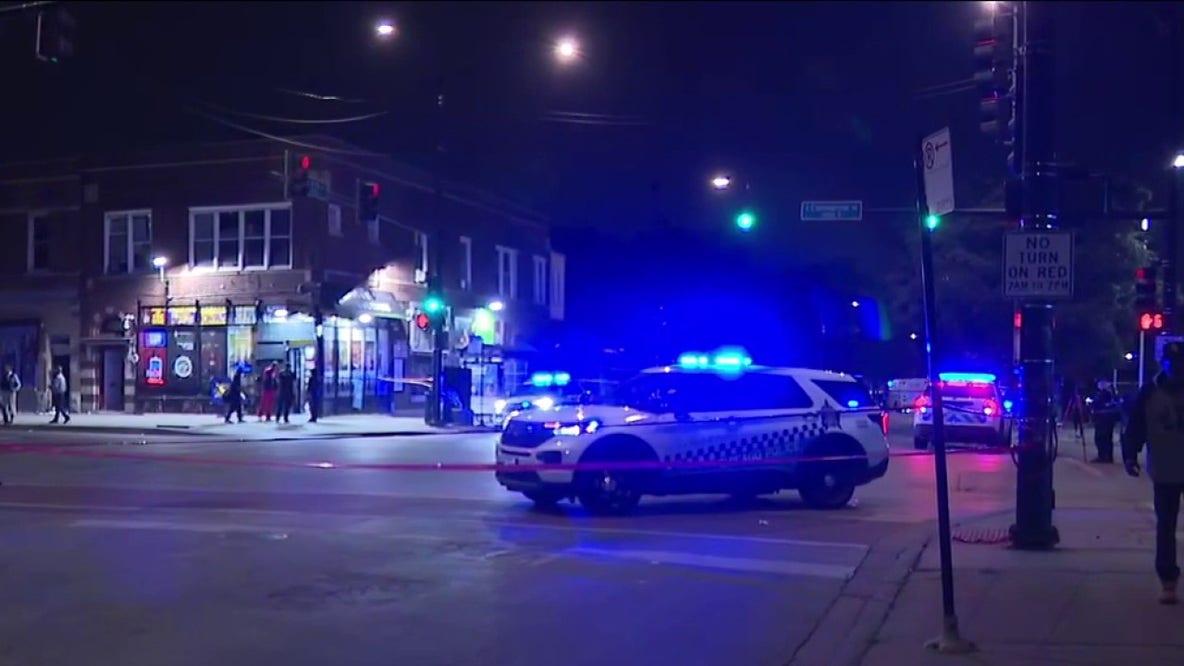 3 hospitalized after reported shooting on Chicago's South Side, officials say