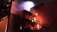 Chicago apartment fire displaces more than a dozen in West Town