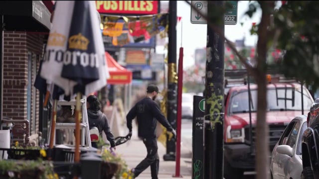 Little Village sees demographic shift with influx of Black residents