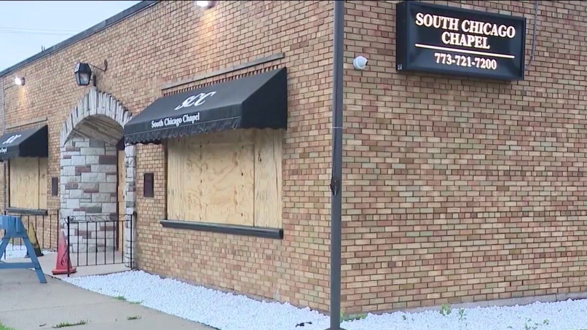 Chicago offers support to families affected by South Side funeral home investigation