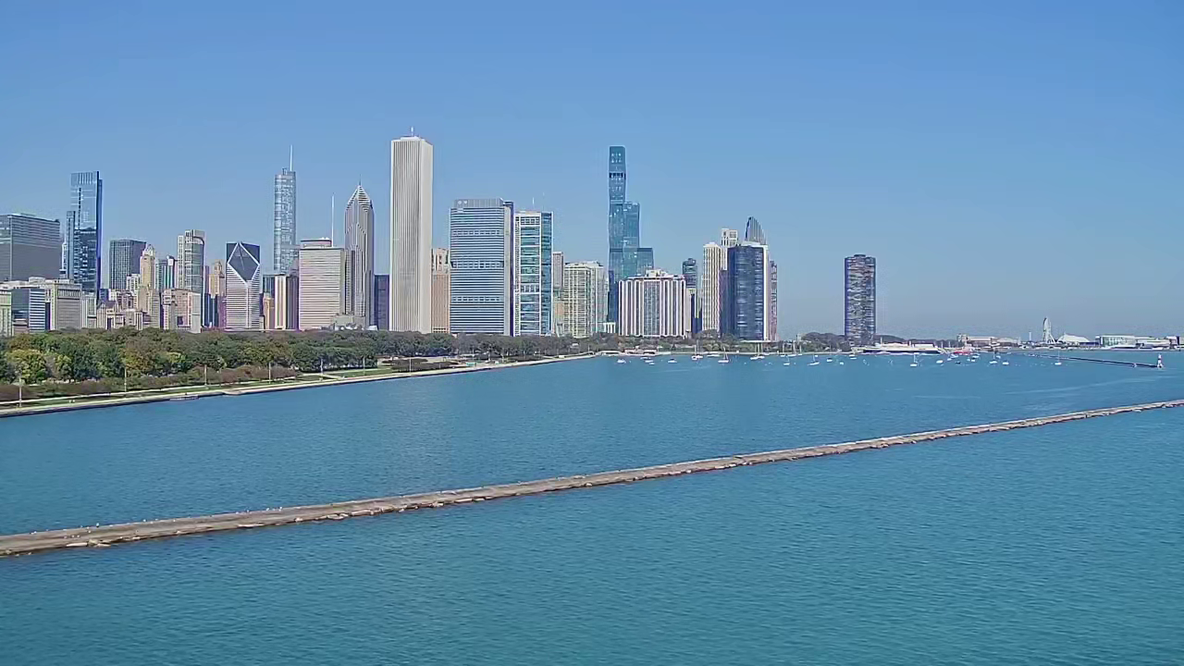 Chicago weather: Sunshine, low 70s continue across region