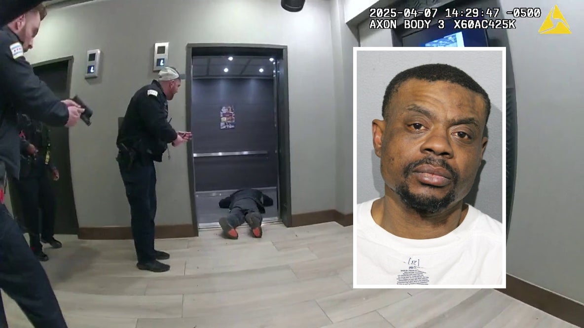 Video shows Chicago police shoot man allegedly armed with knife in River North