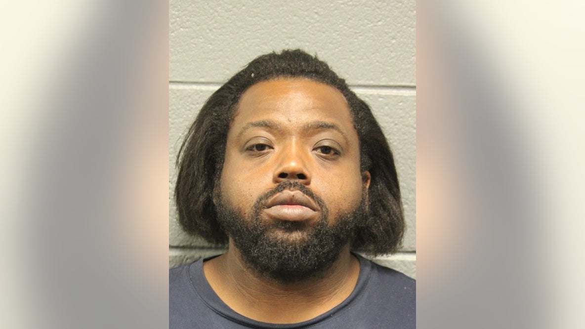 Chicago man arrested minutes after West Side shooting, police say