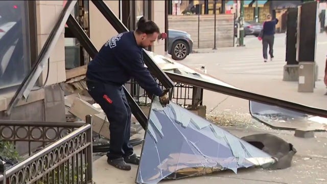 Crash-and-grab burglary in Chicago's Fulton River District