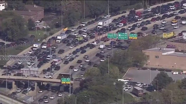 Kennedy Expressway crash: Forklift falls from tow truck, closes lanes