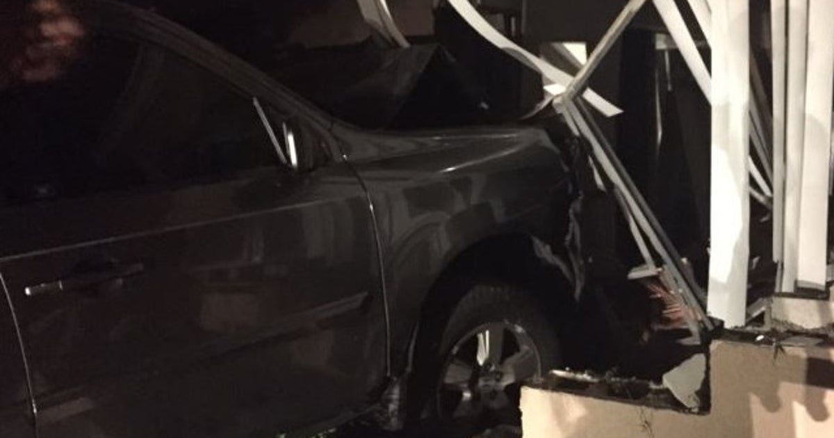 Car crashes into home with people inside | FOX 35 Orlando