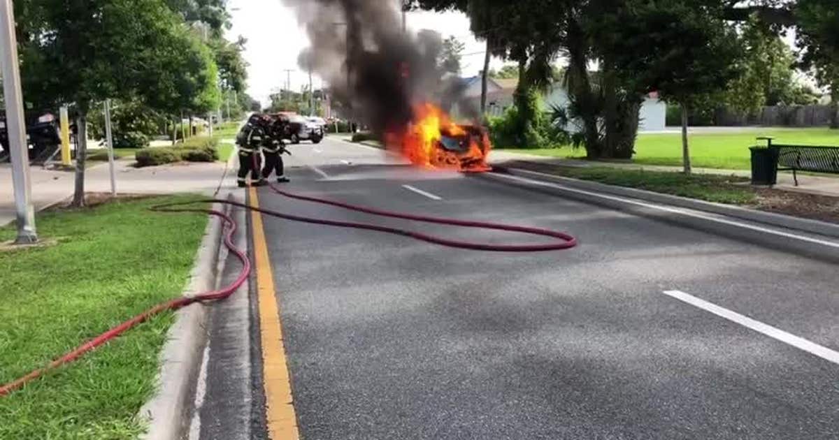 Firefighters put out car fire in Titusville | FOX 35 Orlando