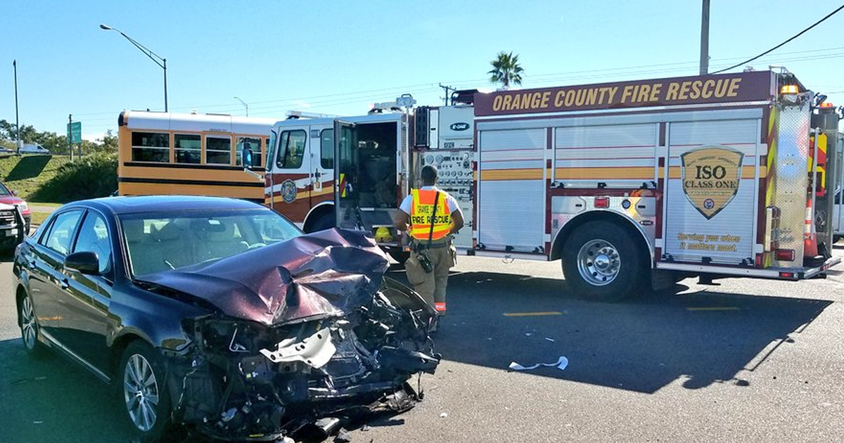 90-year-old woman trauma alerted after Orlando crash | FOX 35 Orlando