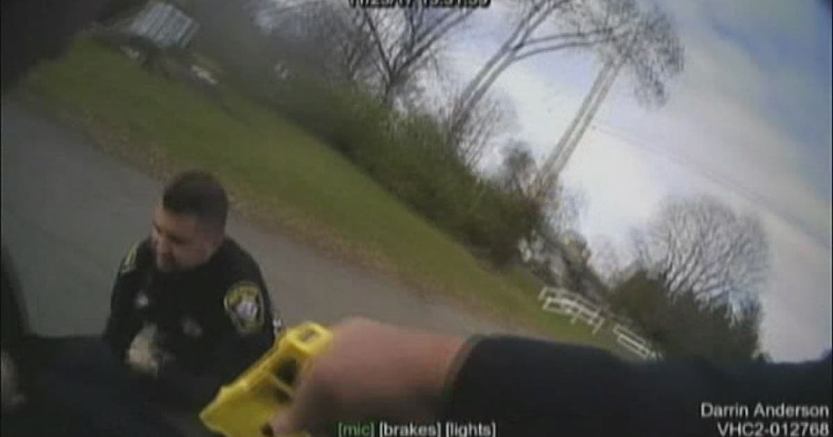 Officer accidentally shoots partner with stun gun | FOX 35 Orlando