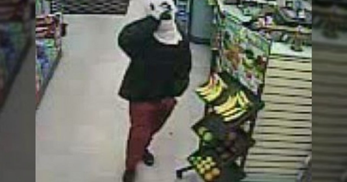 Deputies investigate Deltona gas station robbery | FOX 35 Orlando