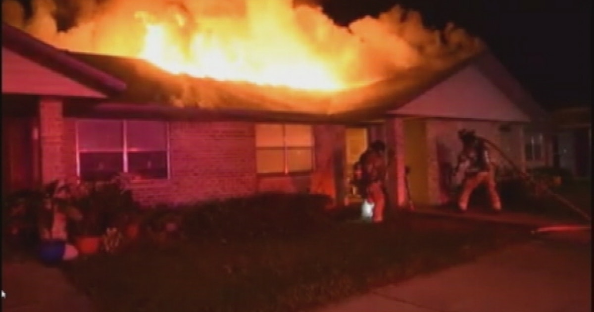 Five people evacuated during apartment fire | FOX 35 Orlando