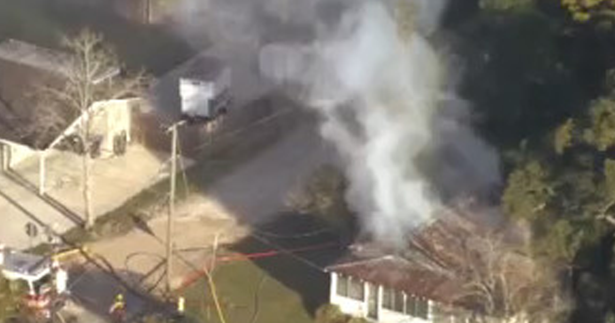 Firefighters knockdown Orange County house fire | FOX 35 Orlando