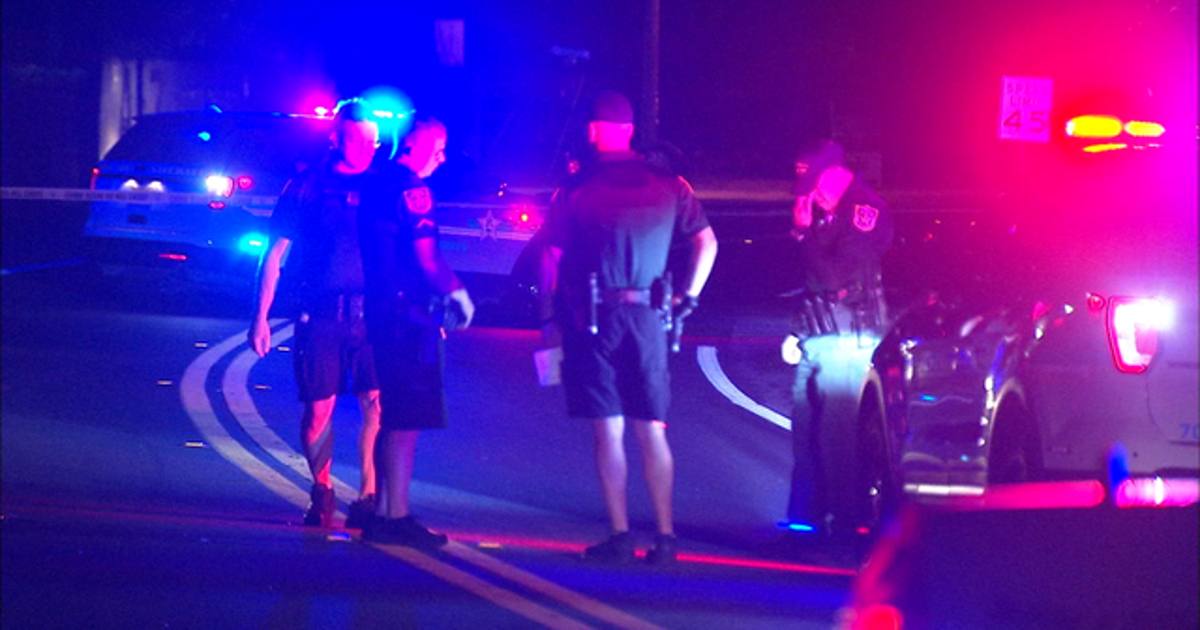 Police search for suspect in stolen car crash | FOX 35 Orlando