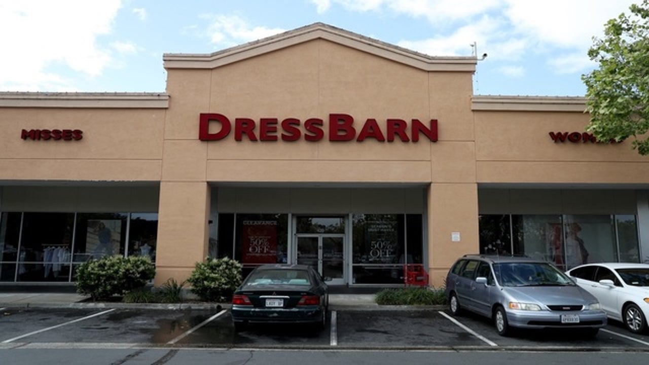 Dressbarn 2025 closing 2020
