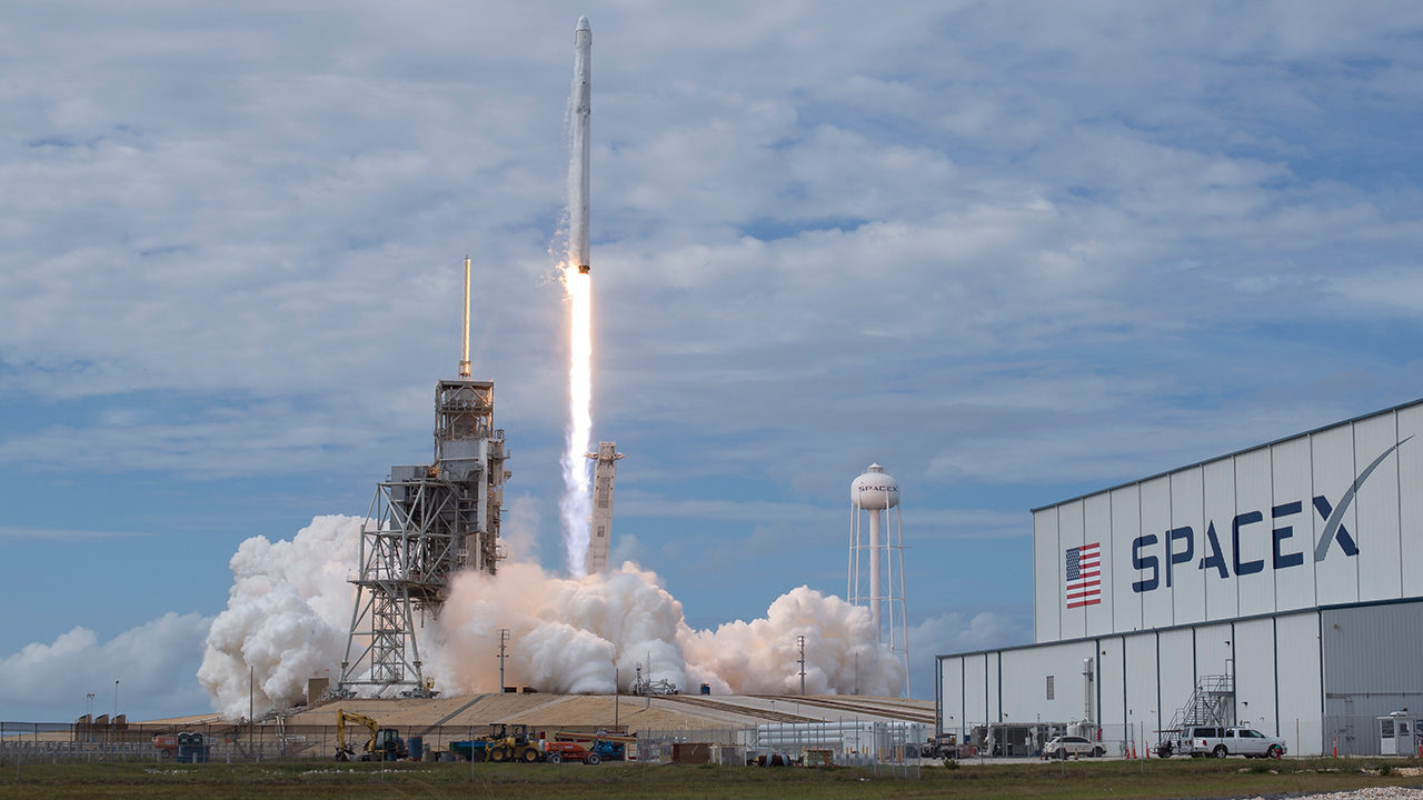 Here's when you can watch SpaceX's next launch from Kennedy Space