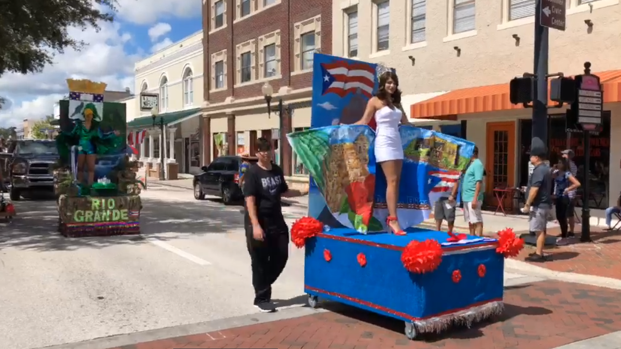 Hundreds line the streets for Kissimmee's first Puerto Rican parade