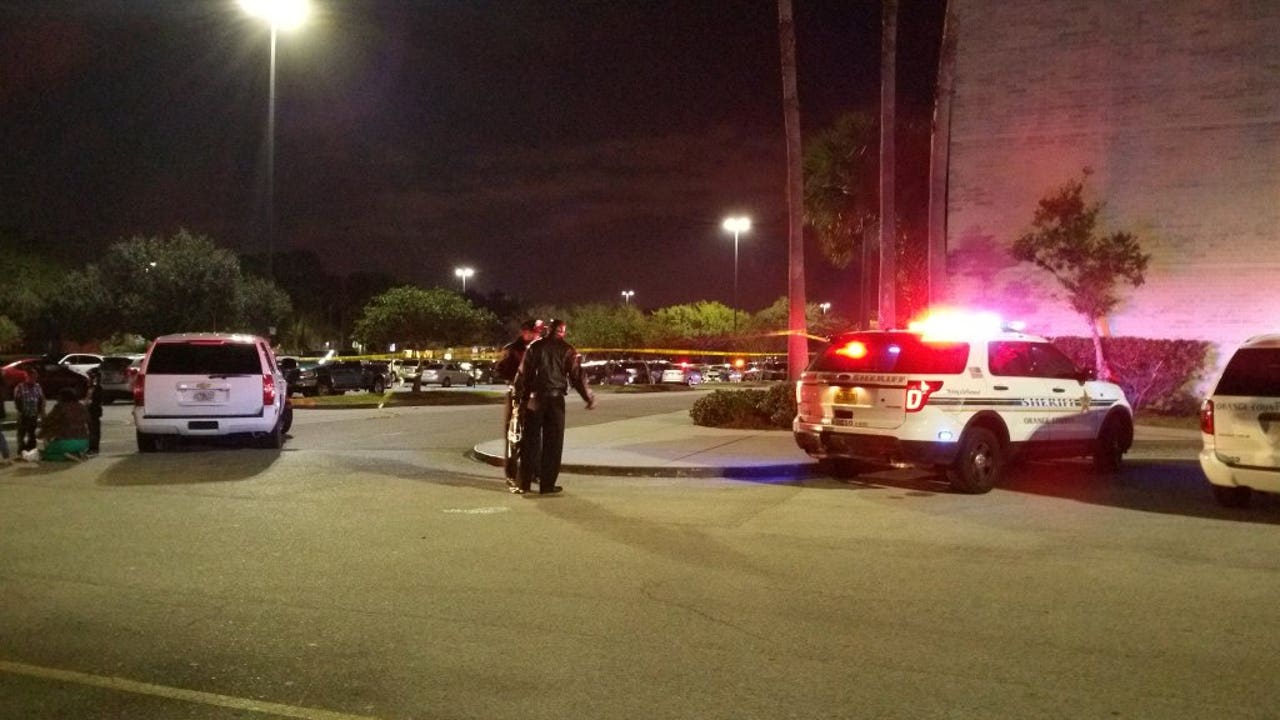Deputies investigate fatal shooting outside mall