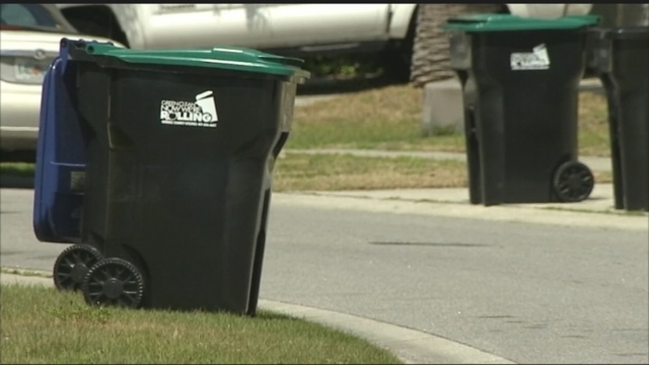 DeLand trash cans to be replaced today