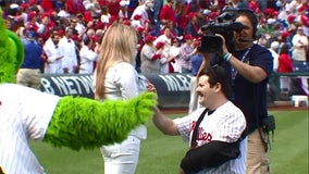 Injured Philly officer throws opening pitch at Phillies game, proposes to girlfriend