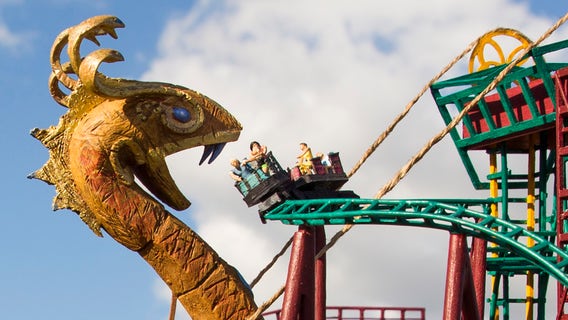 Busch Gardens previews new 'spin coaster'