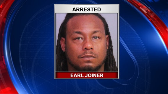 Former UF football star charged with killing wife