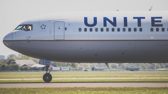 United Airlines flight makes emergency landing after passenger gets stuck in bathroom
