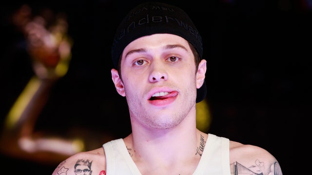 Comedian Pete Davidson lays into UCF crowd