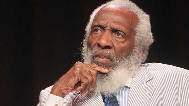 Dick Gregory, civil rights activist and comedian, dead at 84