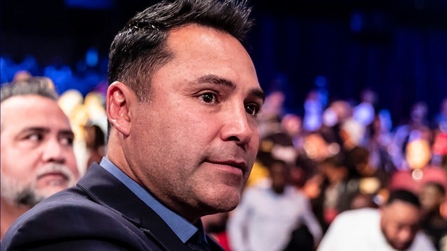 Oscar De La Hoya says he's 'very seriously' considering presidential run