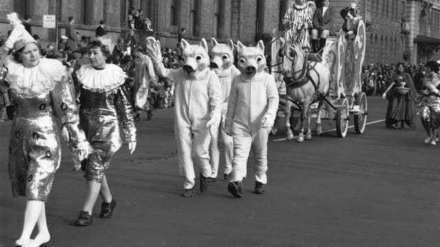 Vintage Macy's Thanksgiving Day Parade photos