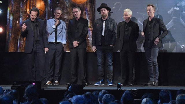 Republicans blast Pearl Jam poster of burning White House
