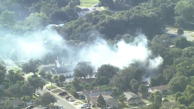 Brush fire breaks out in Apopka