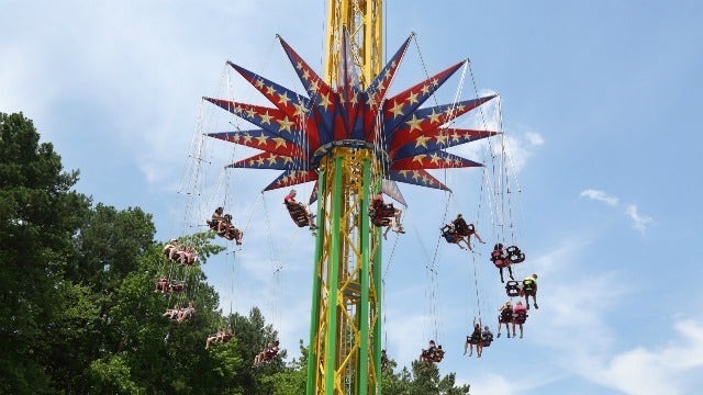 Six Flags theme parks bet over Super Bowl matchup
