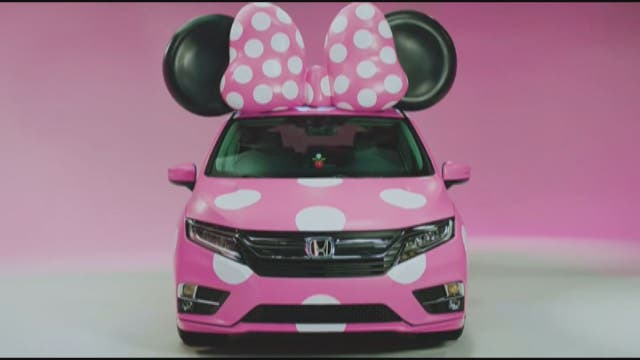 Honda unveils special ‘Minnie-Van' for Disney D-23 Expo