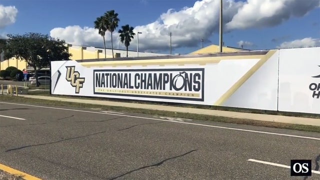 Banners declare UCF national champs