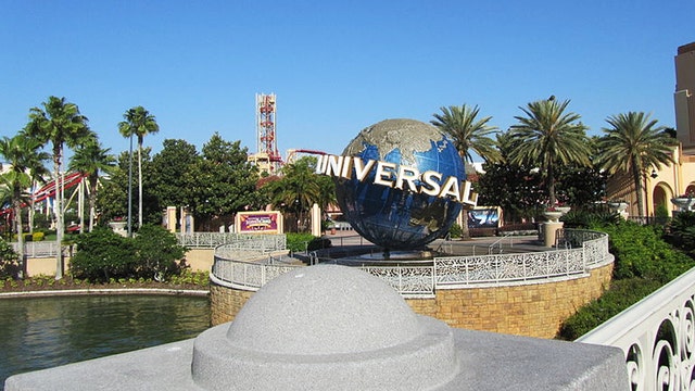 Universal Orlando Resort to hire 2,500 new team members