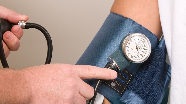 High blood pressure at the doctor's office could signal heart risk