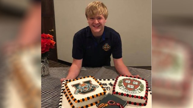 Student, 17, graduates from high school and Harvard at the same time