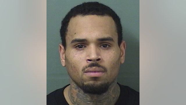 Singer Chris Brown arrested on felony battery charge
