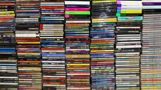 Best Buy will stop selling CDs this year