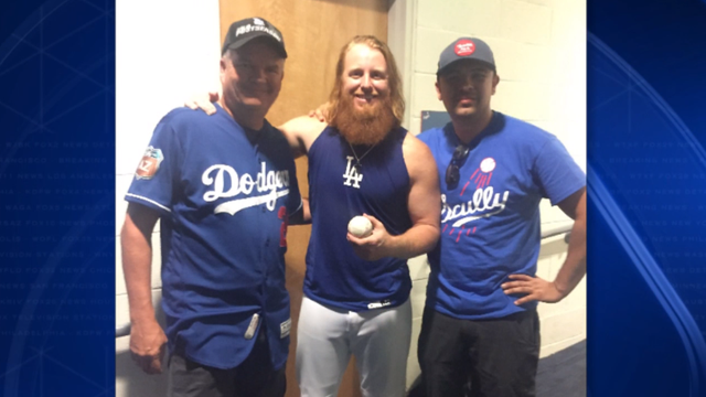 Fan who caught Turner's walk-off homer catches another in Game 4