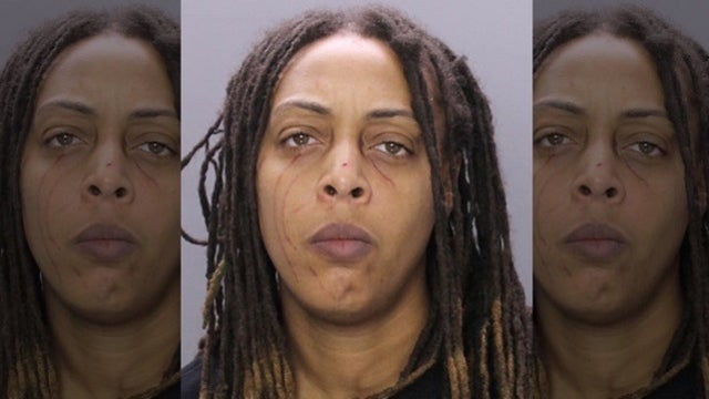 Police: Irate Eagles fan attacked girlfriend, put dog in microwave