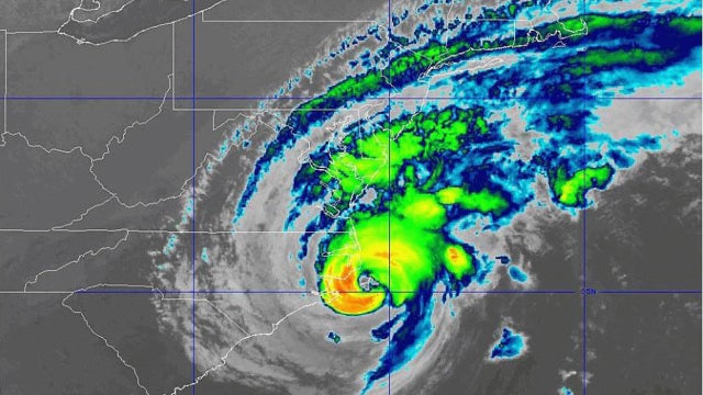 Dorian's eye makes landfall in North Carolina