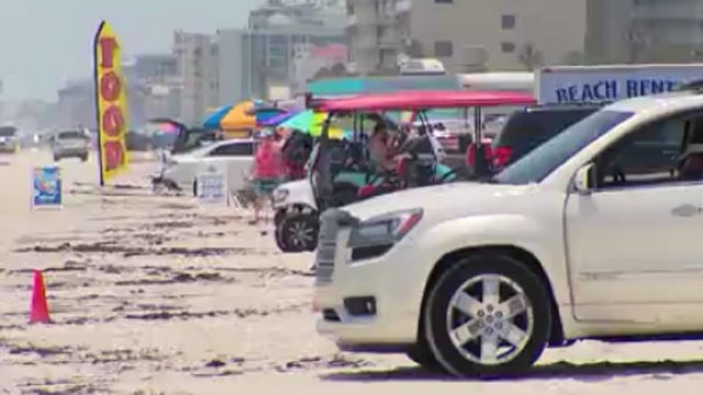 Already full: Beaches at New Smyrna Beach reach full capacity before noon on Fourth of July