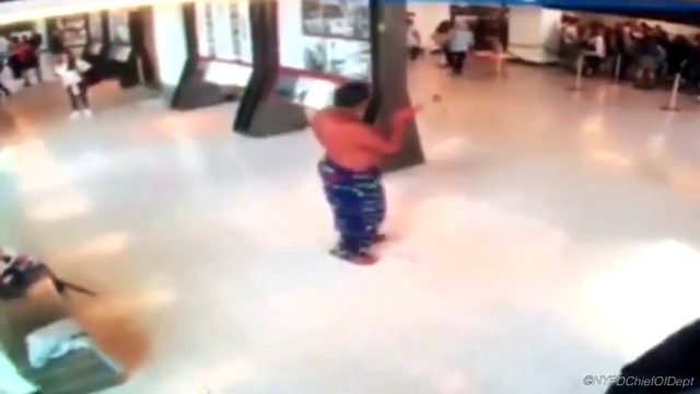 Man arrested with sword at Empire State Building