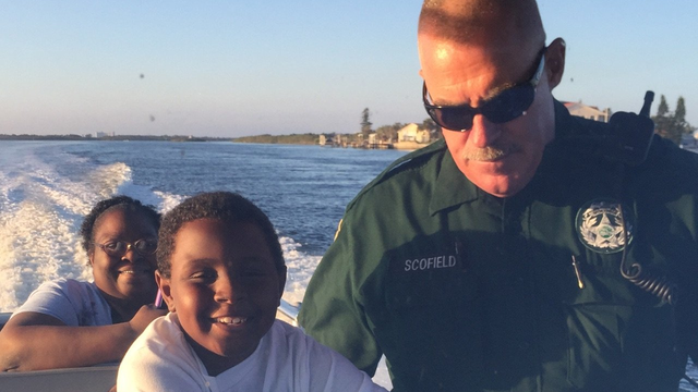 Volusia County deputy fatally struck by vehicle